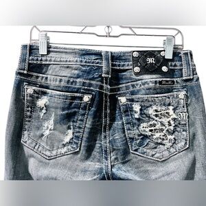 Miss Me Y2K Rhinestone Embroidered Bling Cuffed Capri Pants Size 28 Denim Jeans